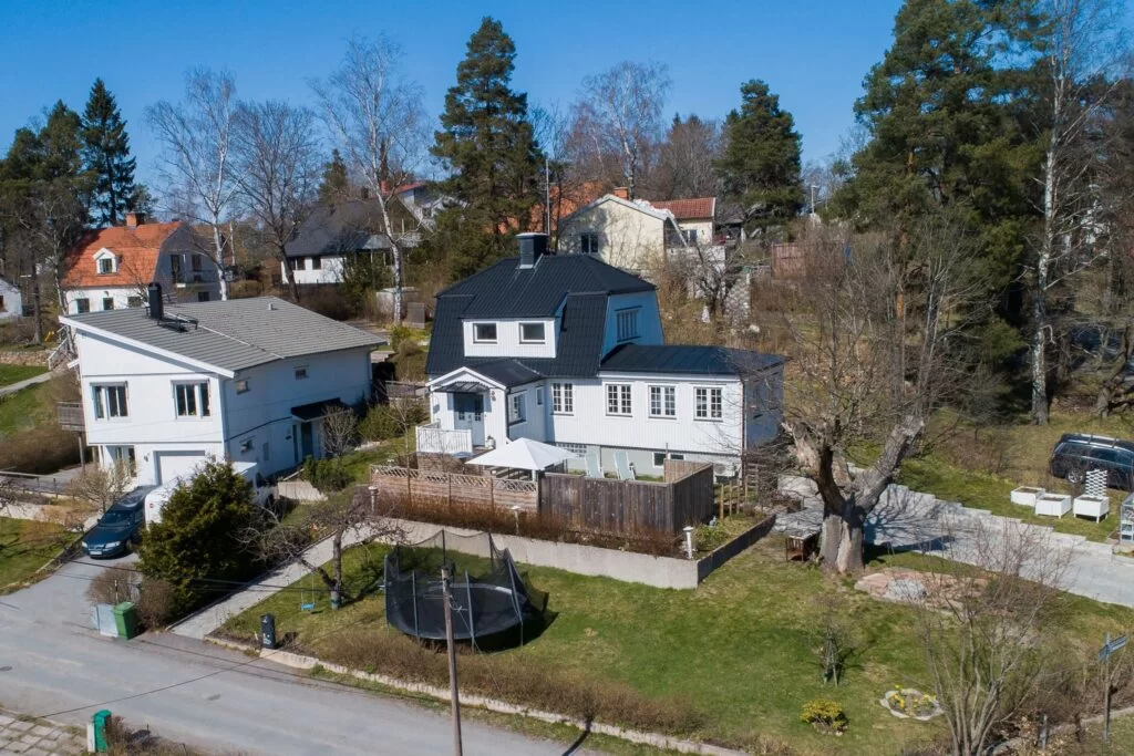 21. Takomlaggning plattak villa Anderslov Skane 1024x683